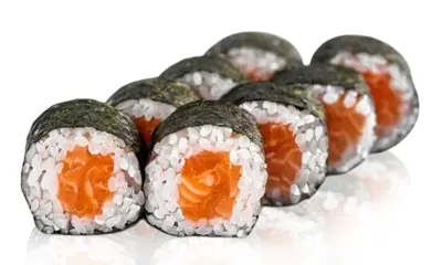 Ролл с лососем