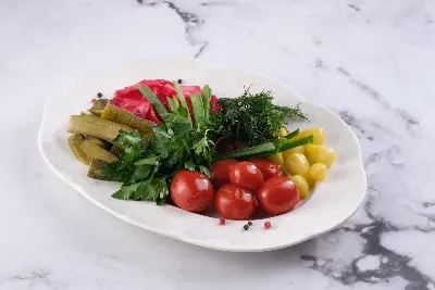 Ассорти солений Изображение Ассорти солений - МАМА
