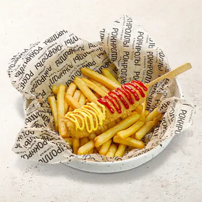 Корндог с картофелем фри