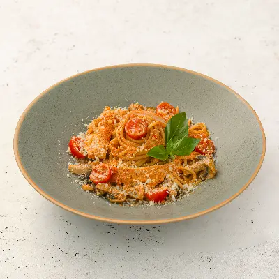 Паста с курицей том ям